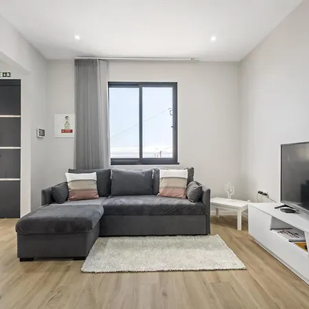 Orinoco Sunset House I - Private Jacuzzi شقة