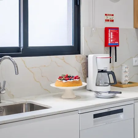 Orinoco Sunset House I - Private Jacuzzi Calheta (Madeira)