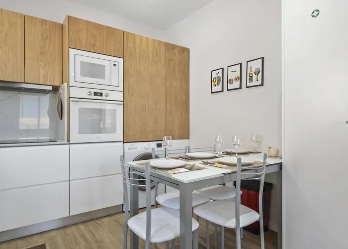 Orinoco Sunset House I - Private Jacuzzi * Calheta (Madeira)